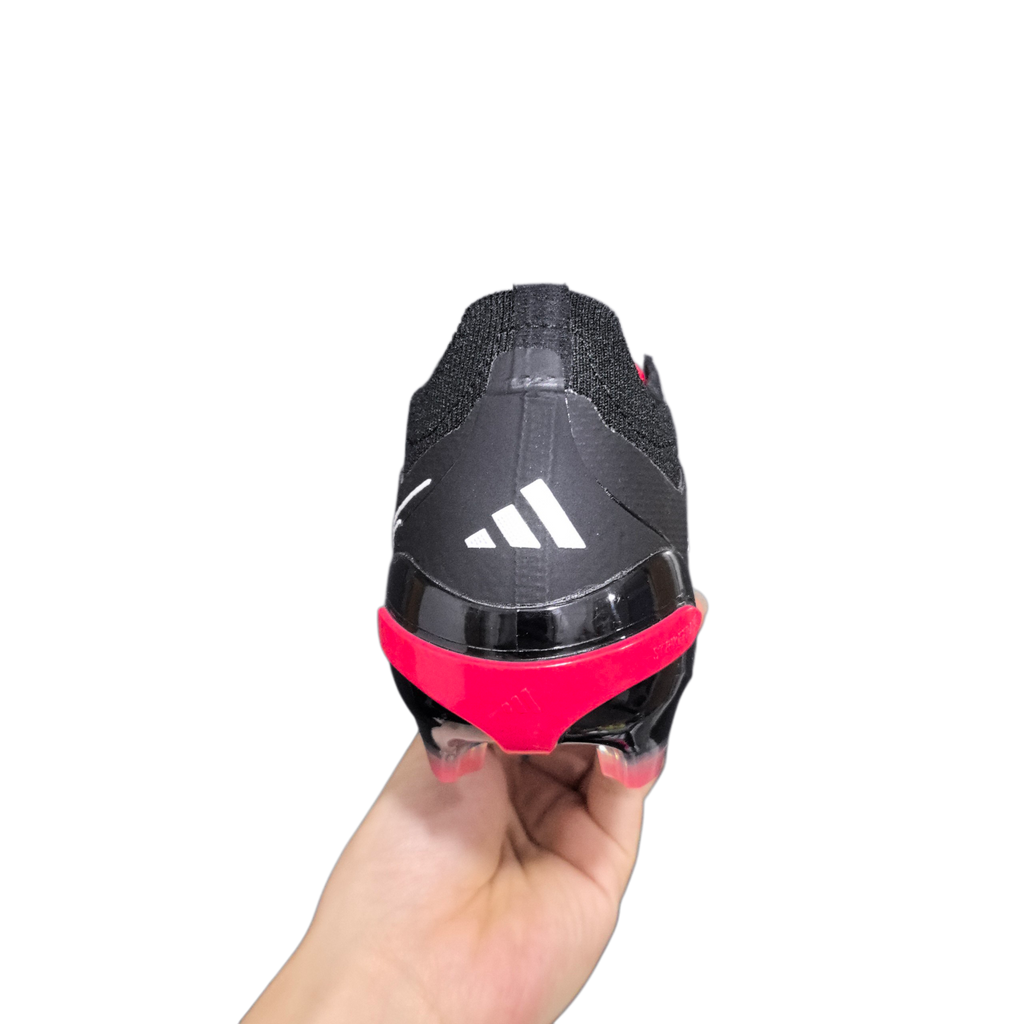 PREDATOR 26 01