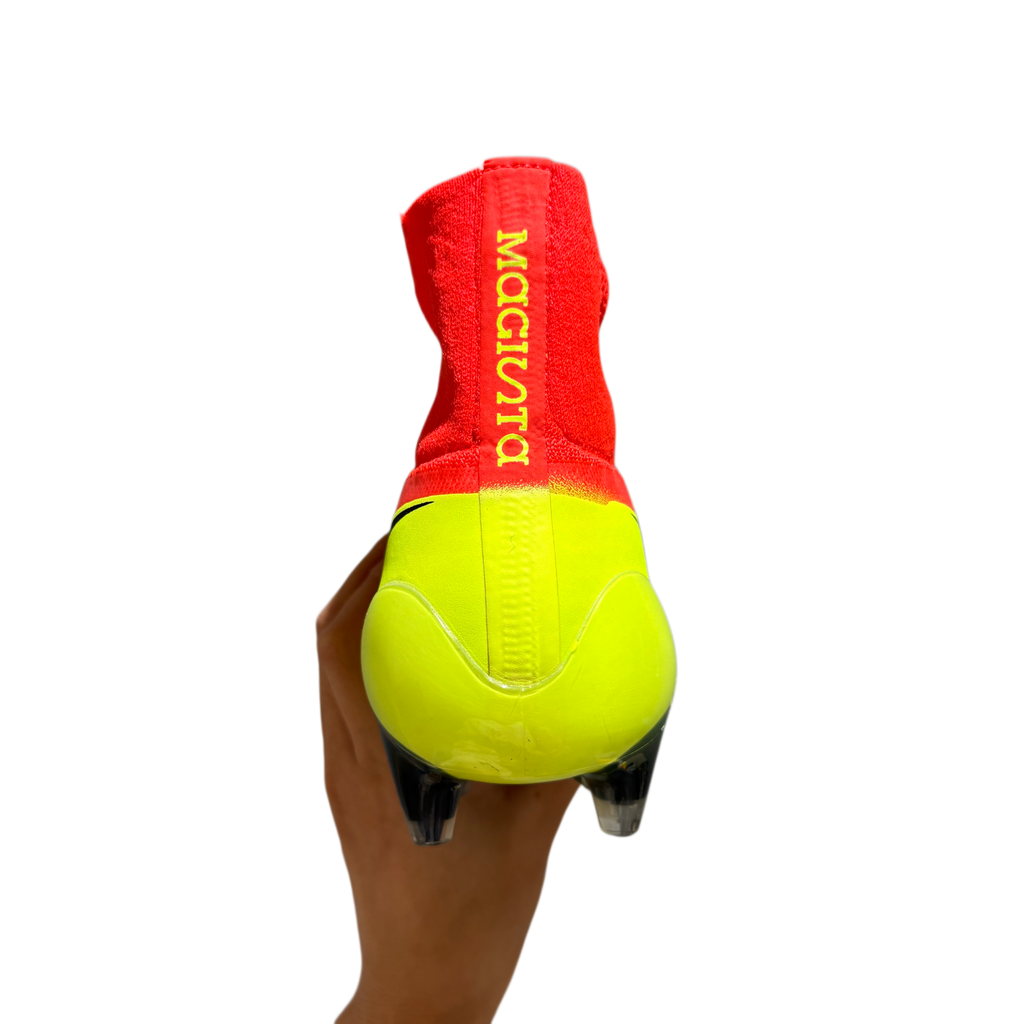 MAGISTA 05